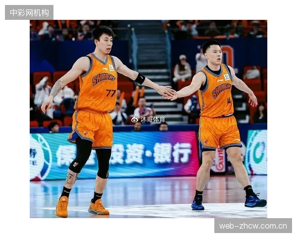 张镇麟转会后迅速融入上海体系,成为球队夺取双冠的核心锋线。 张镇麟转会后迅速融入上海体系,成为球队夺取双冠的核心锋线。